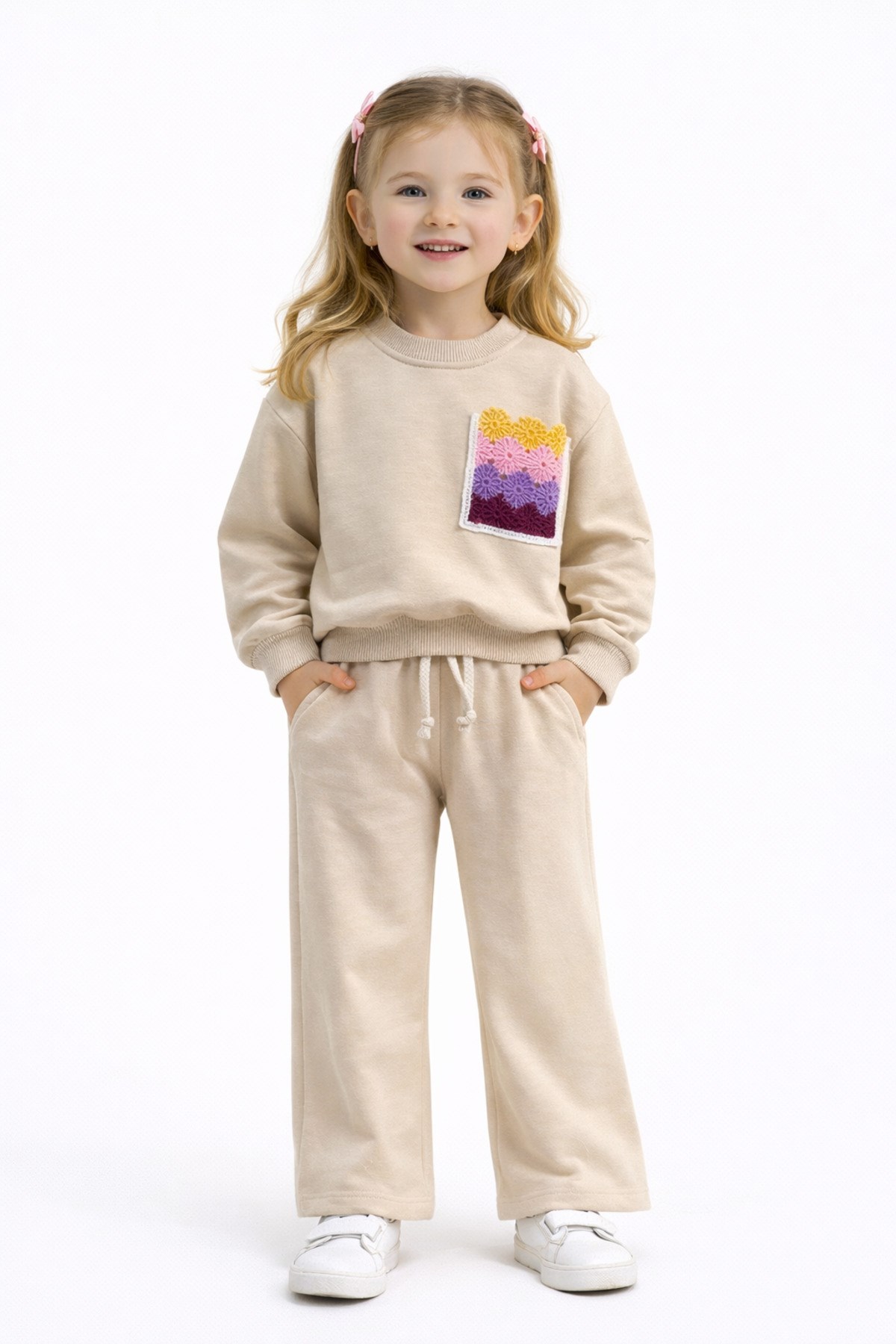 Bej Örgü Çiçek Cepli Bol Paça Kız Çocuk 2’li Takım