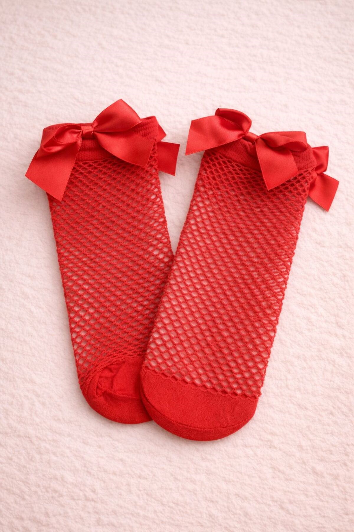 KIRMIZI FİLE ÇORAP