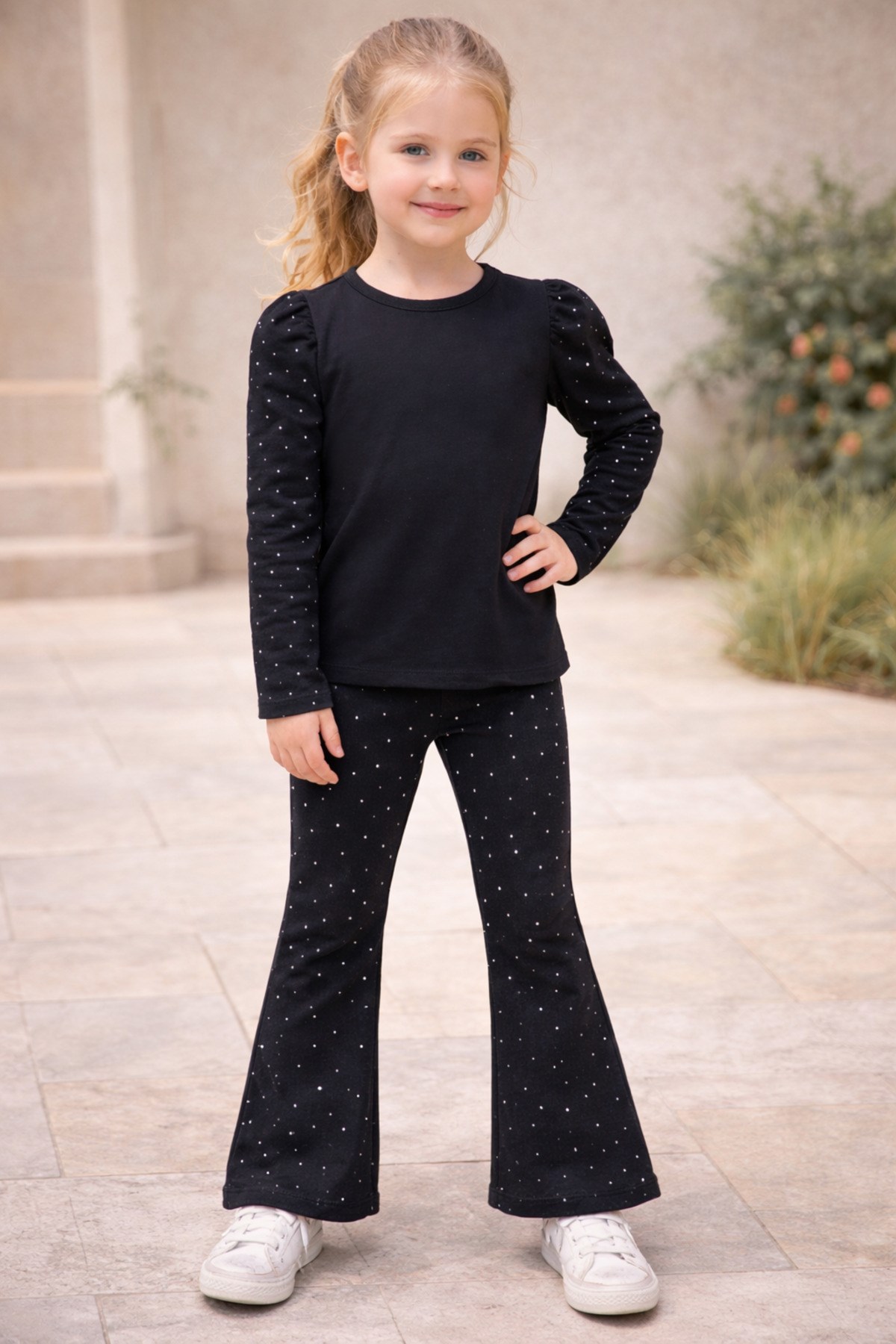Siyah Işıltı Kız Çocuk Taşlı Takım
