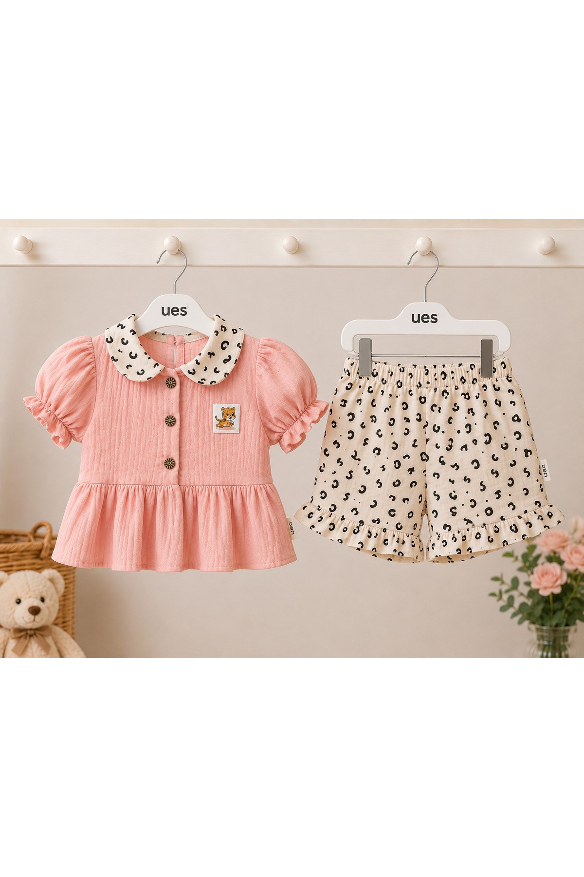 Kız Bebek Müslin Leopar Desenli Şortlu Takım - Görsel 2